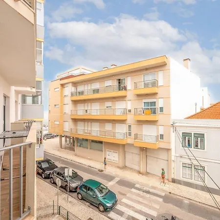 Guestready - A Sunny In S. Martinho Do Porto Apartment Sao Martinho do Porto